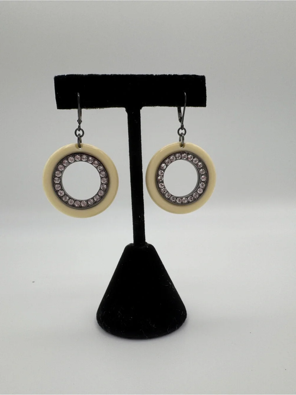 Vintage Kenneth KJL Ivory Hoop Earrings, Gunmetal Rhinestone Designer Jewelry - Picture 2 of 4